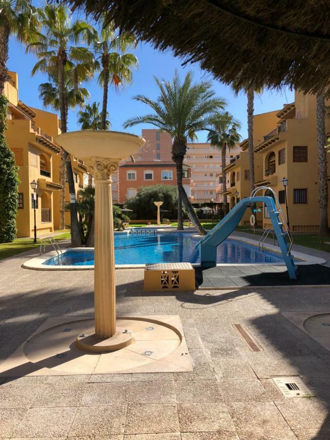 Modern Apartment Near The Beach La Mata  Extérieur photo